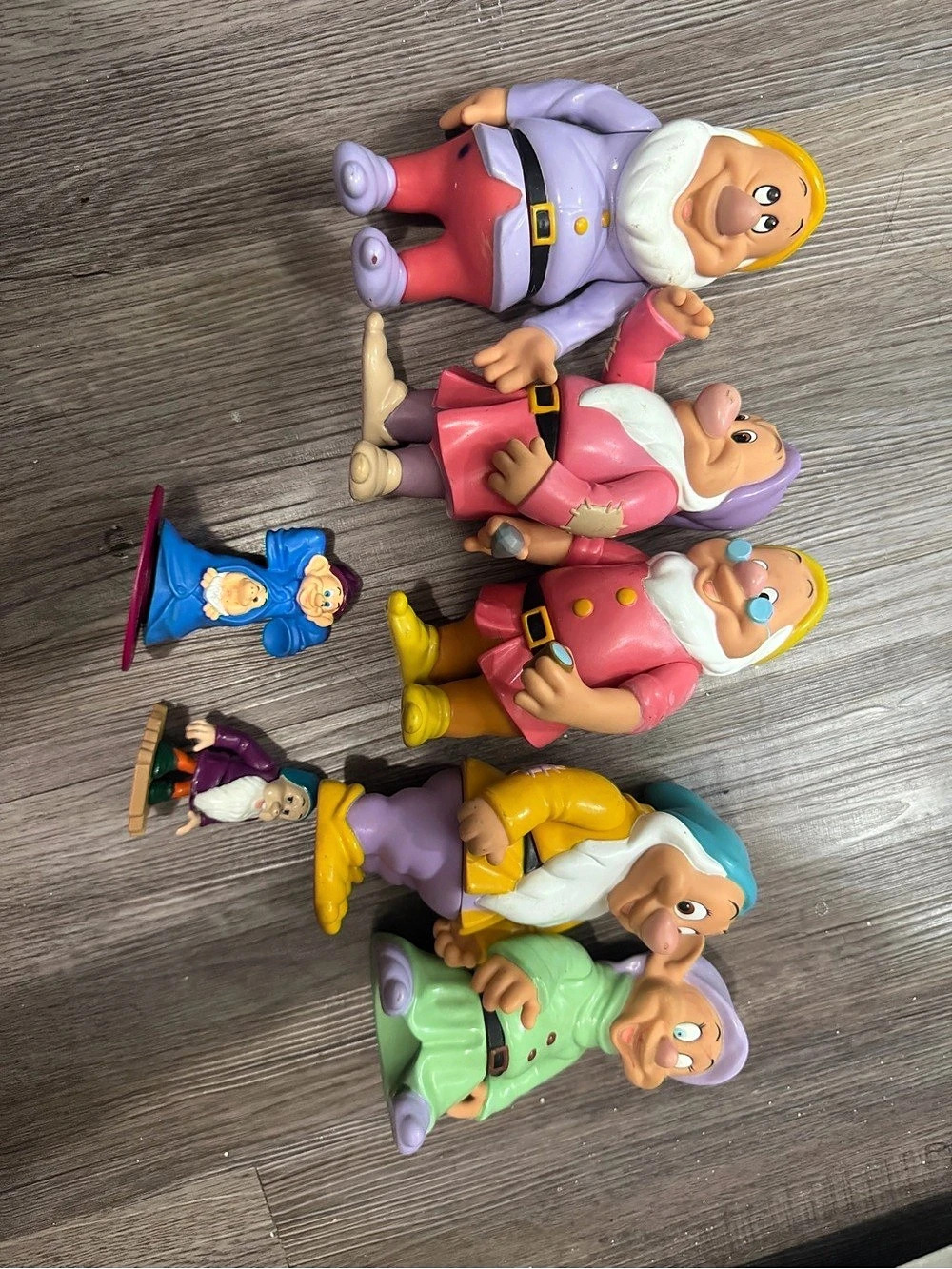 Disney Vintage 1992 Disney Snow White and the Seven Dwarfs Poseable Vinyl